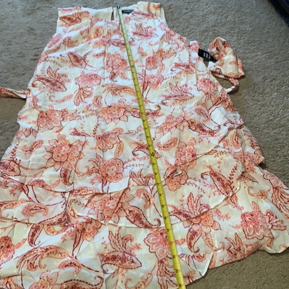 NWT Express Dress w/Tie Waist. Size L. - Picture 9 of 12